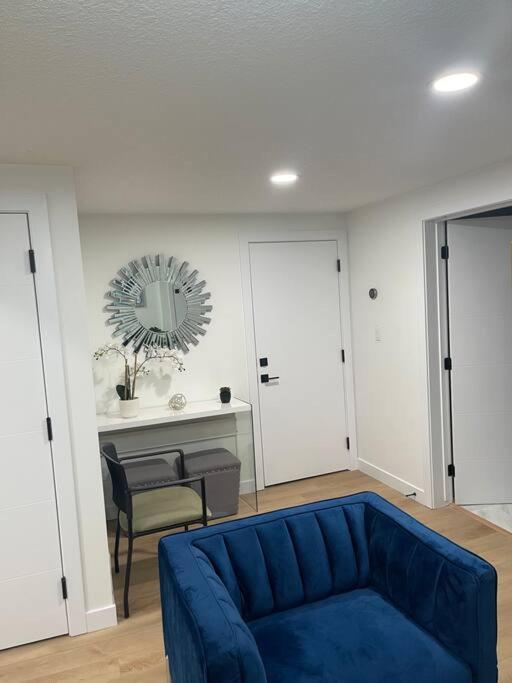 Modern 2Bedroom Suite In Sw Edmonton Close To Edmonton International Airport エクステリア 写真